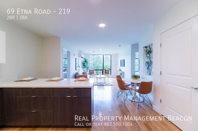 Building Photo - 69 Etna Rd