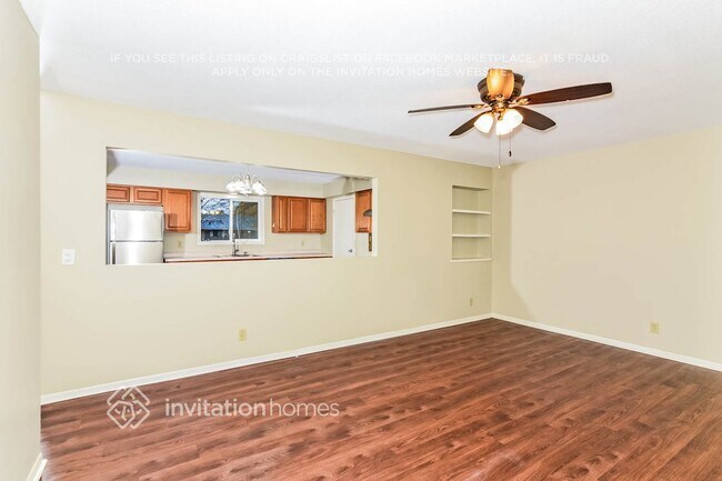 Foto del edificio - 944 Beacon Ln