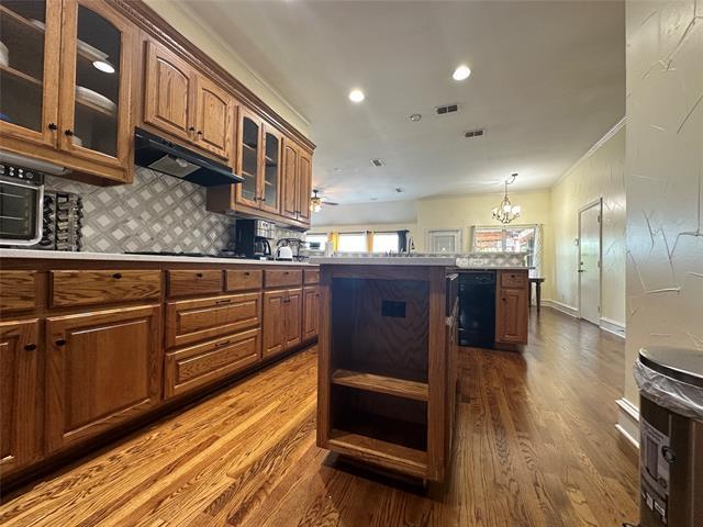 Building Photo - 936 Springwood Ln