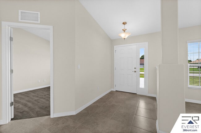 Foto del edificio - 10 Lysander Ln