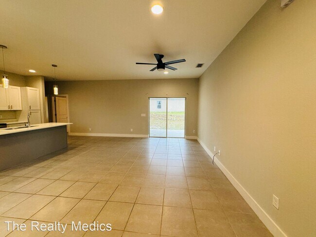 Building Photo - 4 br, 2 bath House - 1430 Orlando Ct