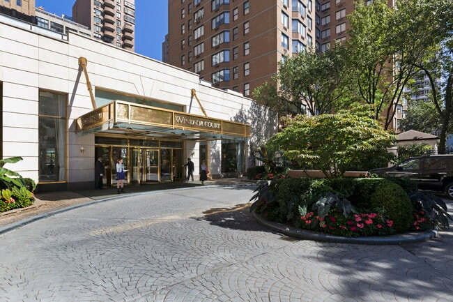 Photo - Windsor Court Apartments