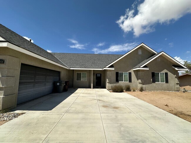 Foto del edificio - Welcome to this beautiful 3-bedroom 2-bath...