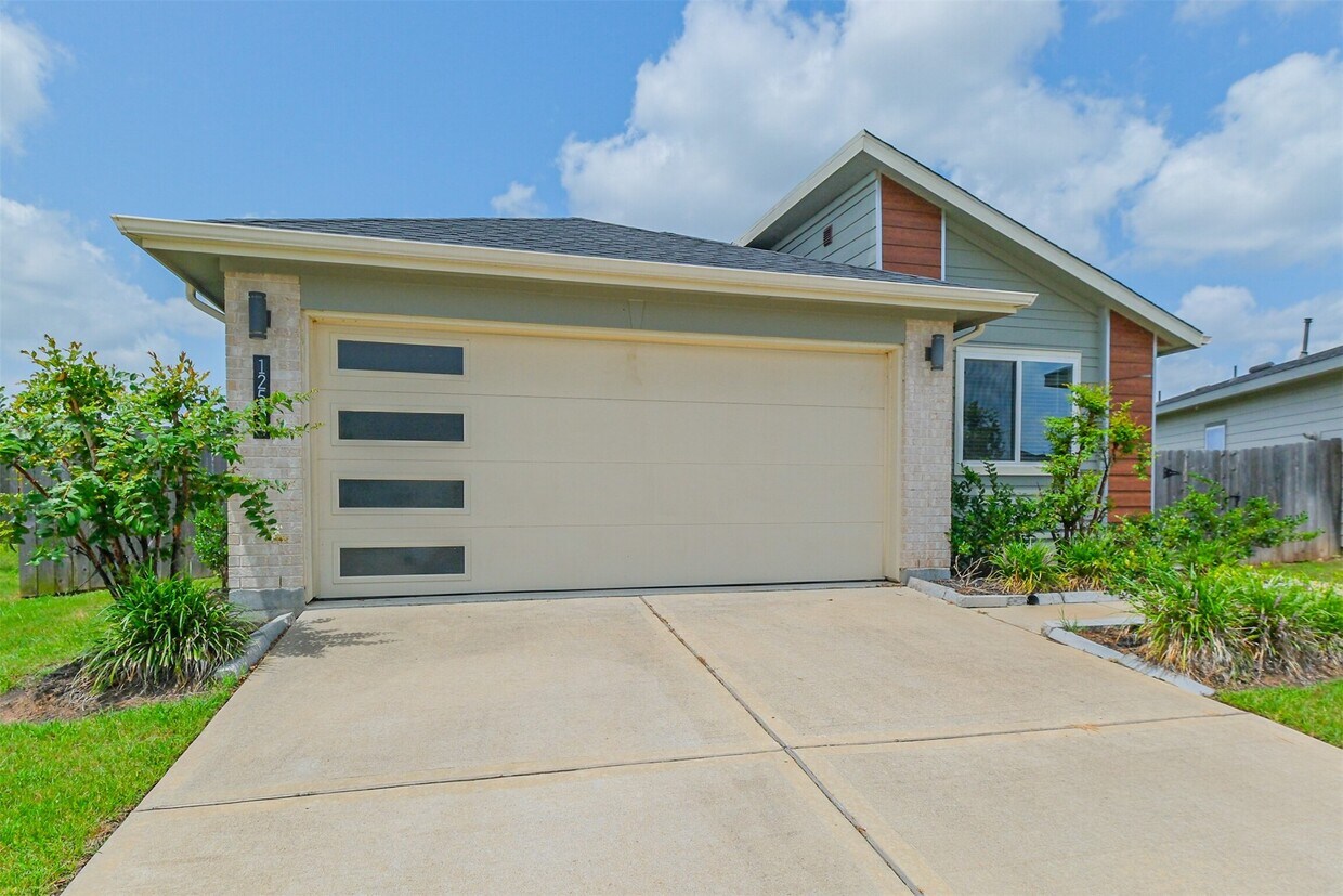 Foto principal - 12534 Newport Arch Ln