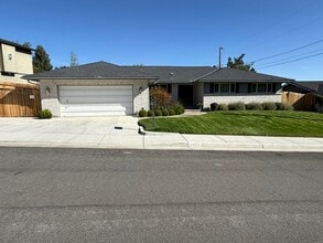 Building Photo - 3401 Norman Dr