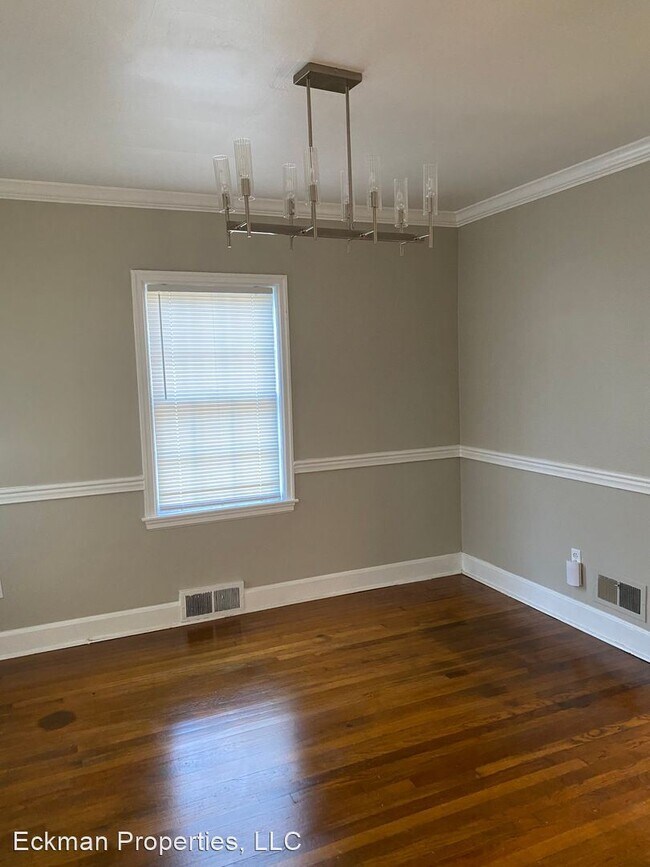 Foto del edificio - 3 br, 2 bath House - 663 Loudon