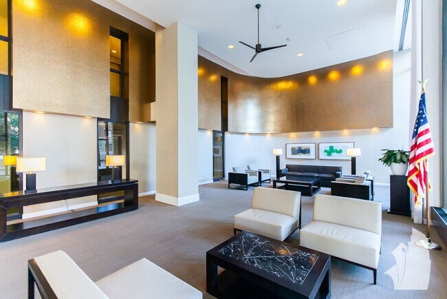 Foto del edificio - 3930 N Pine Grove Ave