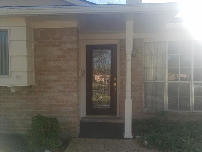 Building Photo - 850 Seafoam Rd