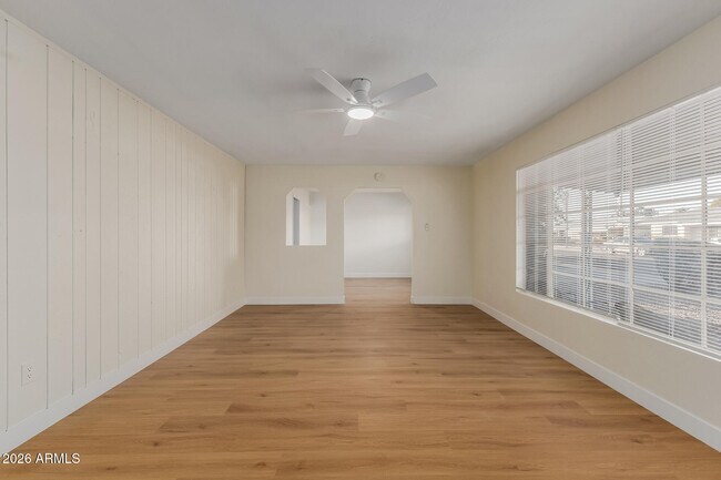 Foto del edificio - 2013 W San Juan Ave