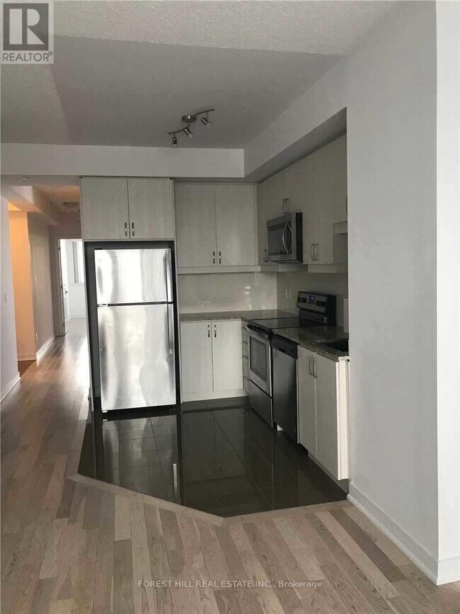 Photo du bâtiment - 9205-79205 Yonge St
