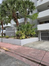 Building Photo - 130 S Shore Dr