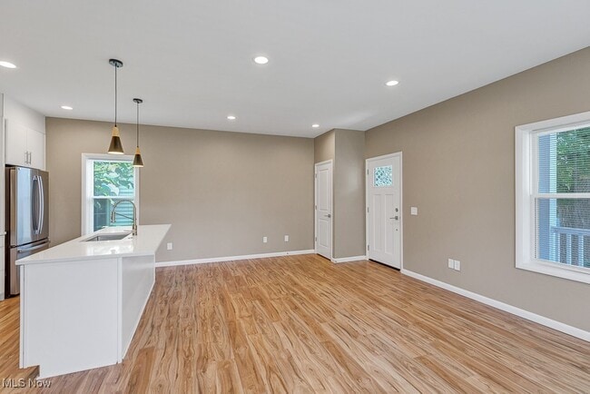 Foto del edificio - 5904 Wakefield Ave