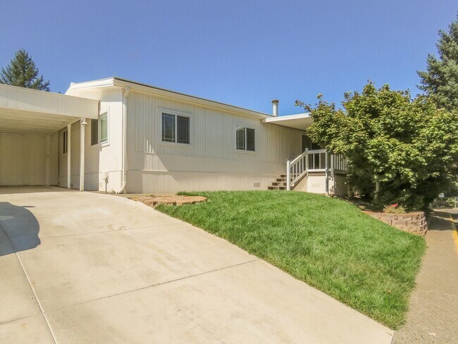 Foto del edificio - 3 bedroom 2 bath available in Century Meadows Park in Aurora !!