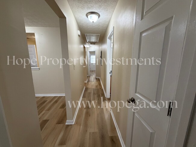 Foto del edificio - 3136 Mobley Bridge Rd