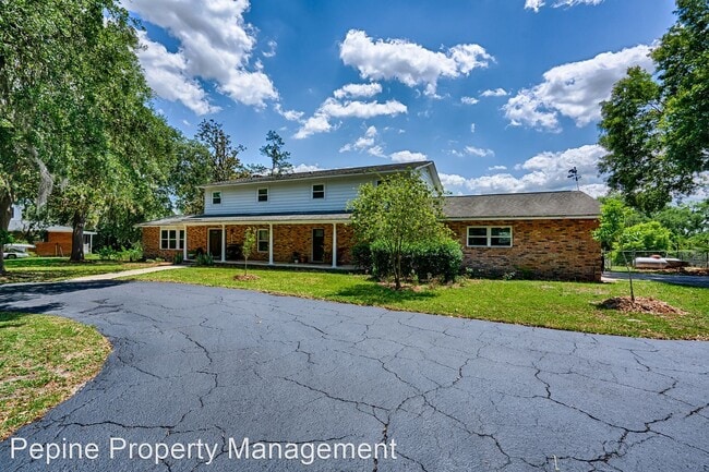 Building Photo - 4 br, 3 bath House - 3021 NW 70th Lane
