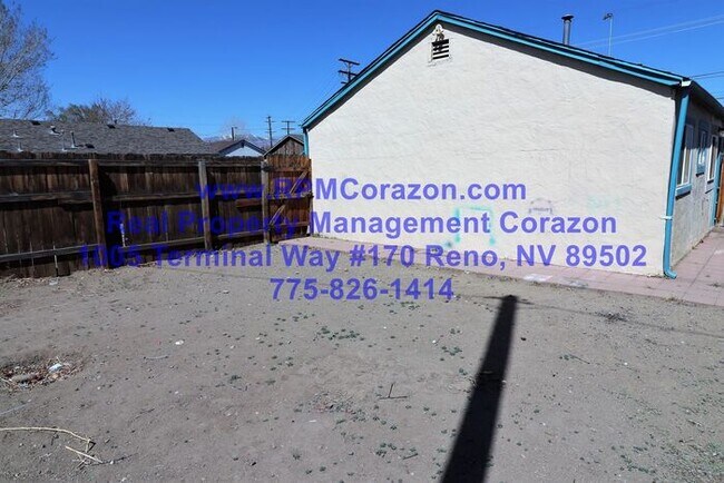 Building Photo - 1467 G. St
