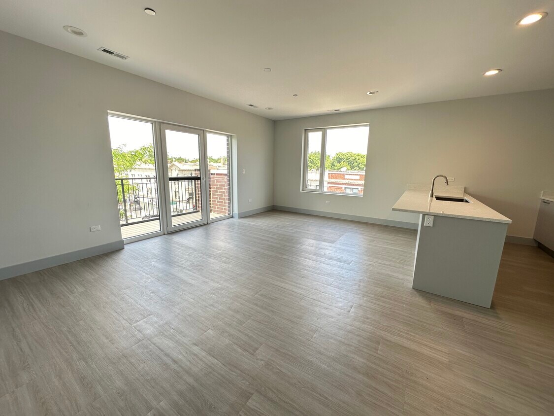 6355 N Glenwood Ave, Unit 4N, Chicago, IL 60626 - 6351 N Glenwood Ave