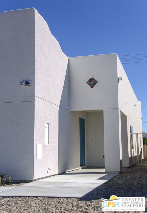 Foto del edificio - 13710 Cuyamaca Dr