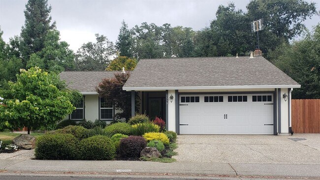 Building Photo - 3 br, 2 bath House - 1575 Wimbledon Drive