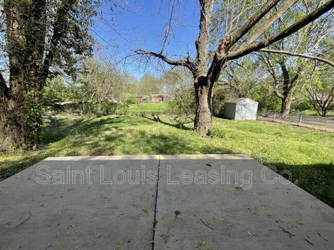 Building Photo - 2142 Millvalley Dr
