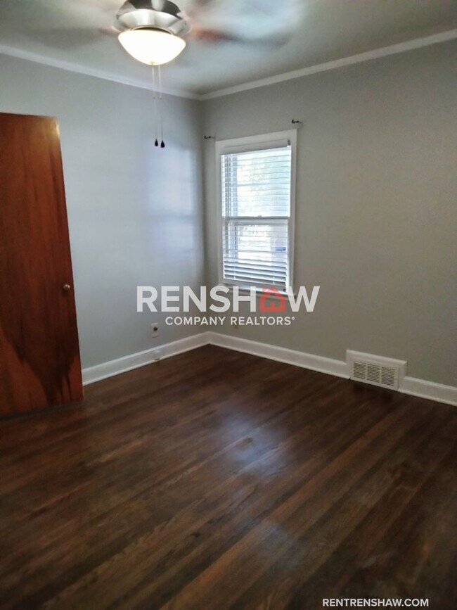 Foto del edificio - 3276 N. Waynoka - Move in Ready!