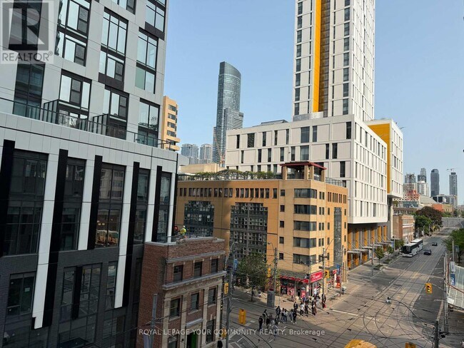 Building Photo - 100-100 Dalhousie St