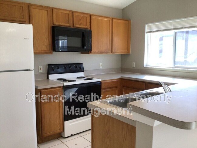 Building Photo - 509 Hillcrest Dr