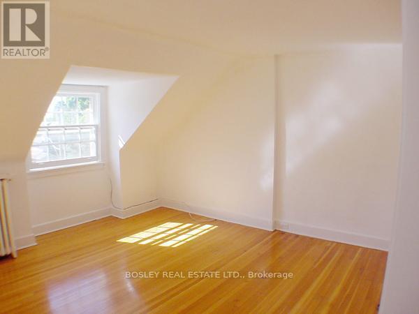 Photo du bâtiment - 20 Glengrove Ave W