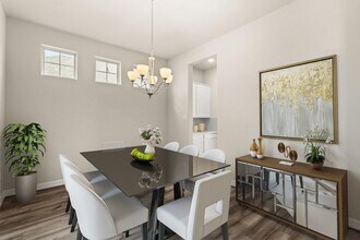 Building Photo - 27302 Blue Sand Dr