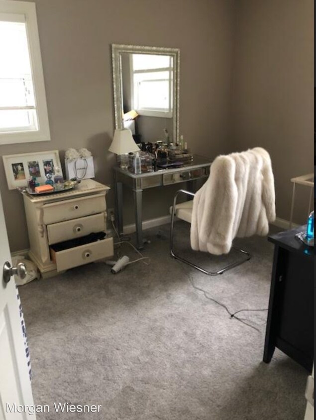 Foto principal - 10601 W Garfield Ave