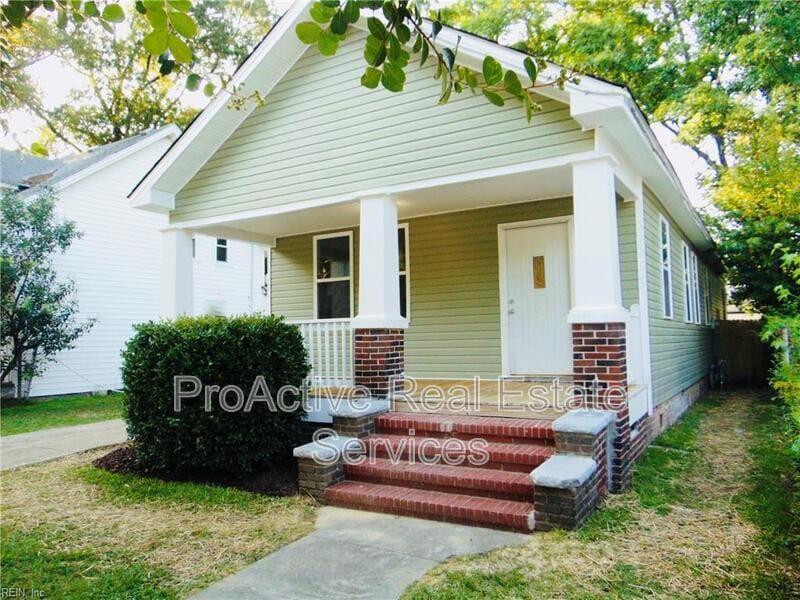 Primary Photo - 838 W 48th St