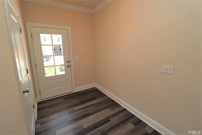 Foto del edificio - 2513 Legrande Way
