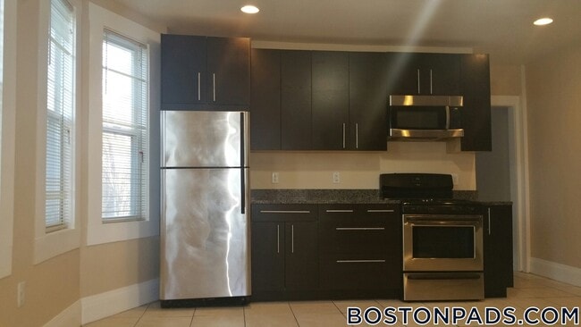 Foto del edificio - 3147-3149 Washington St.