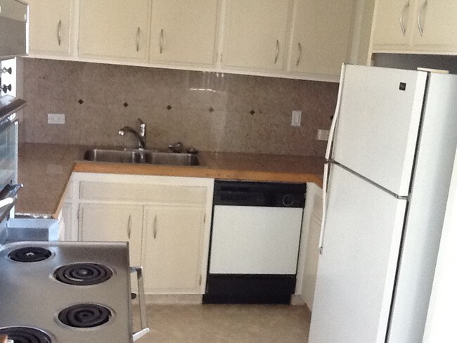 Foto del edificio - 1025 Wilder Ave
