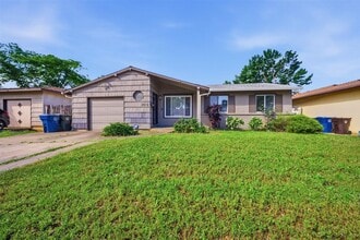 Building Photo - 2612 Ribier Way