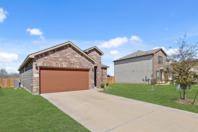 Foto del edificio - 240 Bedford Falls Ln