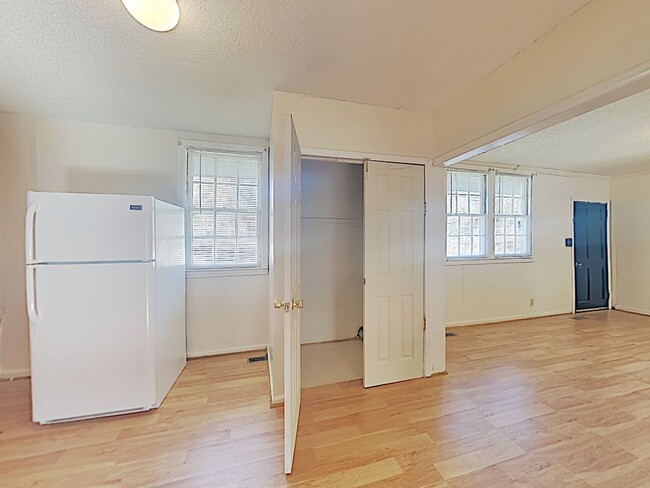 Building Photo - 1063 Yankee Dr Sumter SC