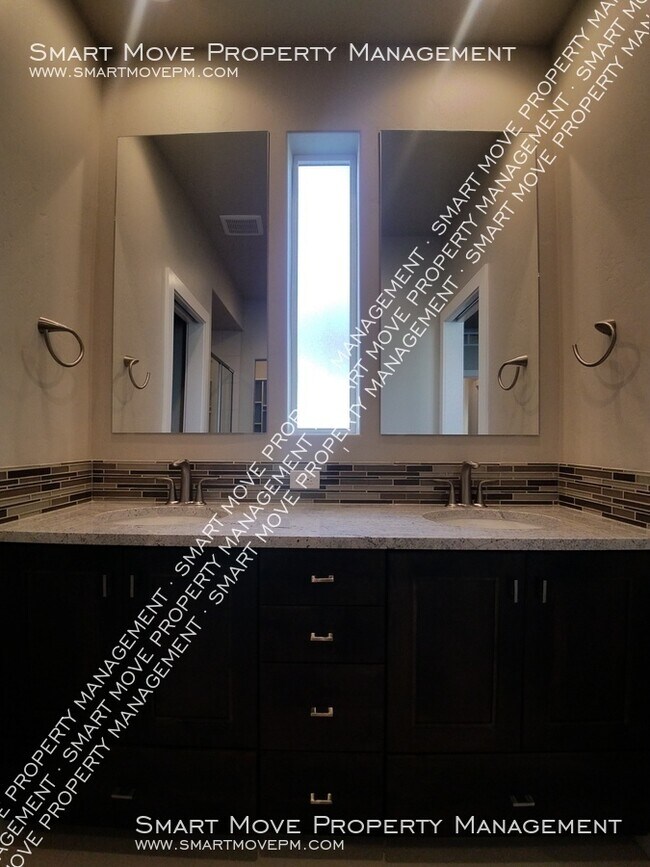 Building Photo - 3365 E Exacta Ln