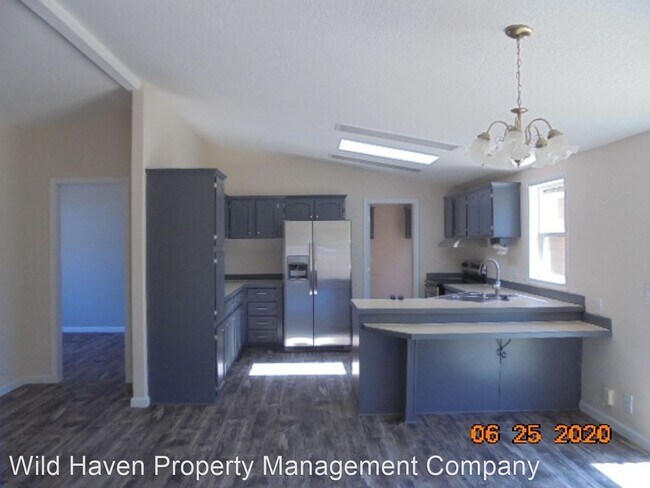 Building Photo - 3 br, 2 bath House - 1608 SW Sandalwood St