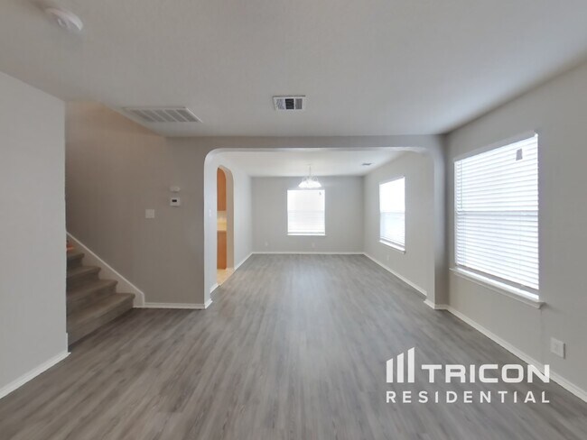 Foto del edificio - 6652 Richland Pl