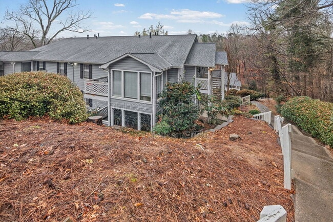 Photo - 1306 Natchez Trace Apartment