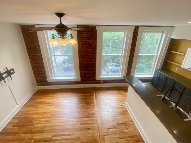 Main floor - 3211 Zuni St