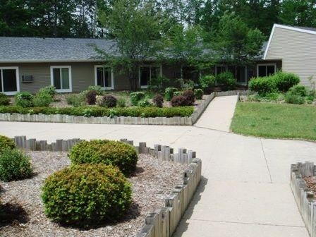 Building Photo - 1 bedroom in Traverse City MI 49686