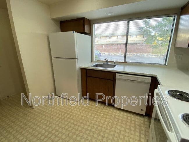 Foto del edificio - 120 124th St SW