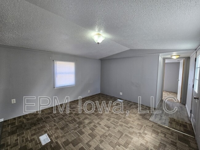 Foto del edificio - 700 W Ridgeway Ave