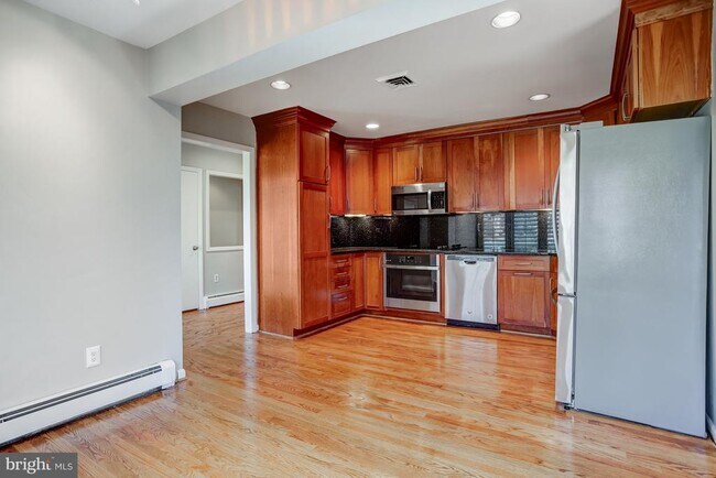 Foto del edificio - 7525 Salem Rd