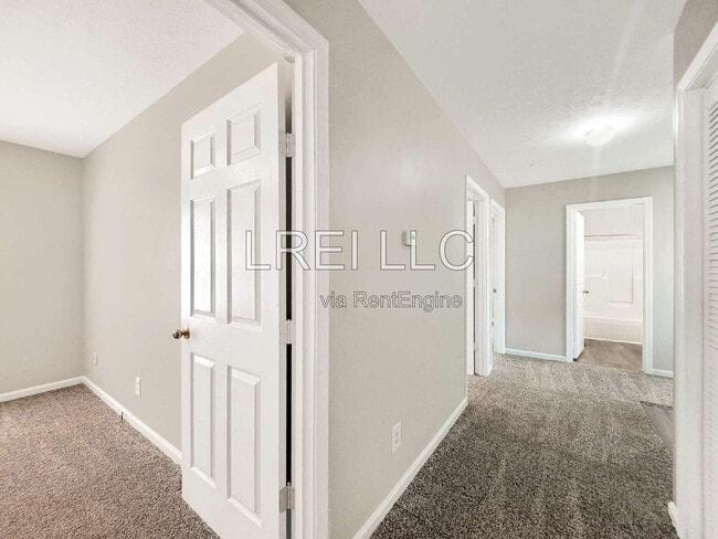 Building Photo - 1504 Haskin Ave