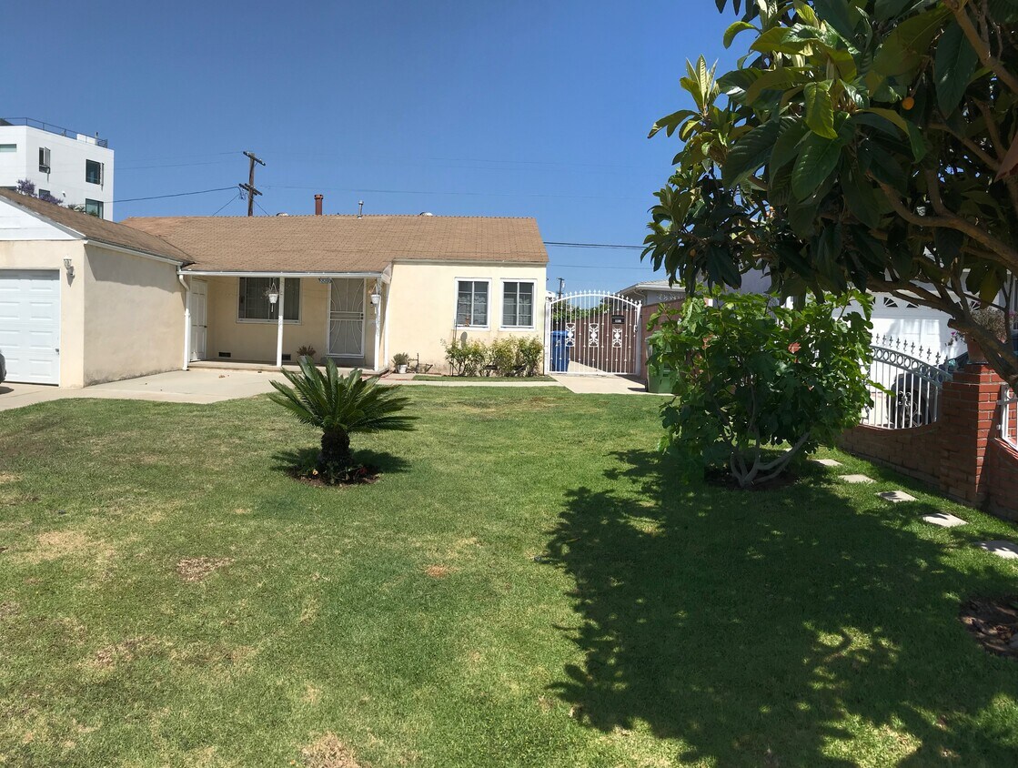 8819 Kittyhawk Ave, Westchester, CA 90045 House Rental in Westchester, CA