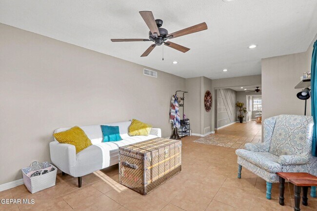 Building Photo - 5200 Raintree Ave