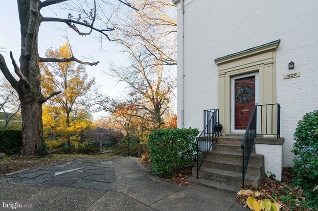 Photo - 1629 Fitzgerald Ln Townhome